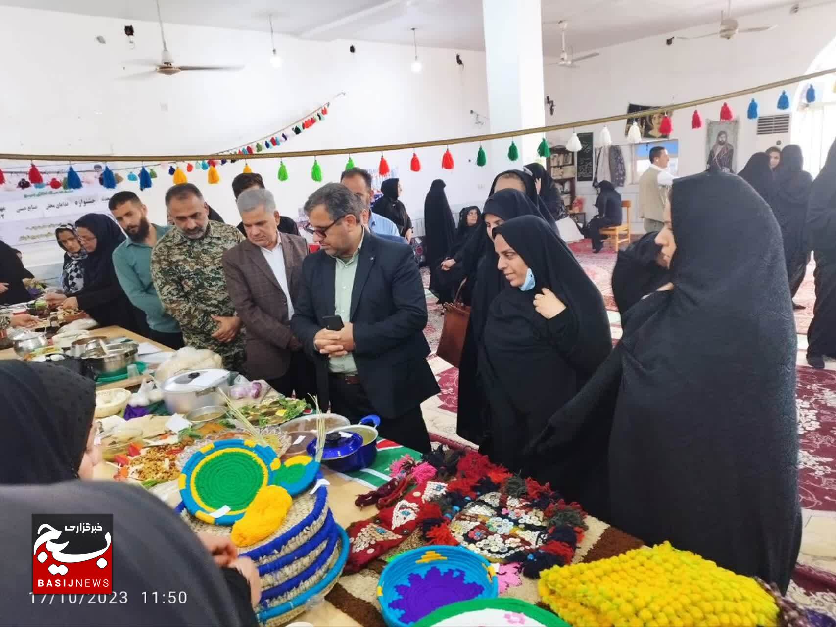 جشنواره غذاهای بومی ومحلی درشهرسرداران شوشتر