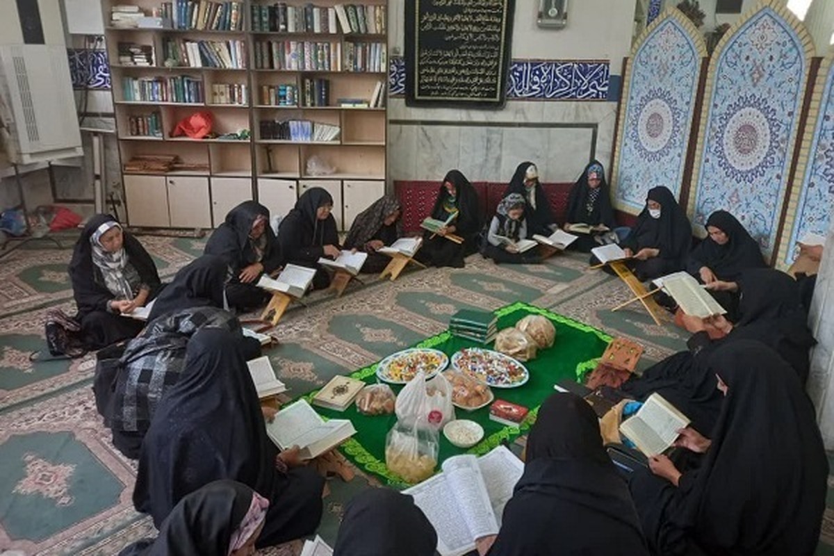 ختم صلوات در حوزه نرجس خاتون (س) پایگاه سلیمه برگزار شد