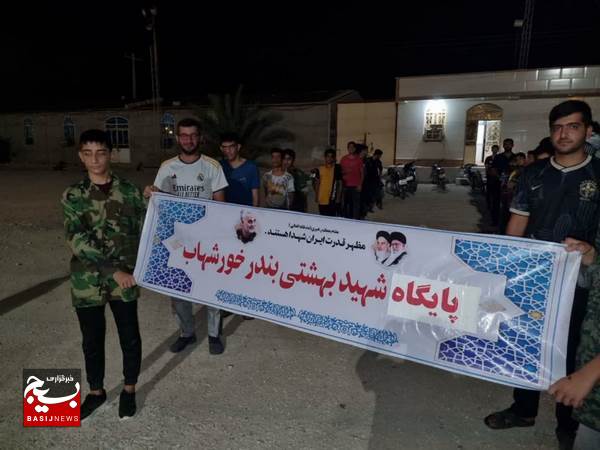 پیاده روی تاکتیکی و رزم شبانه بسیجیان گردان بیت المقدس در بندر خورشهاب