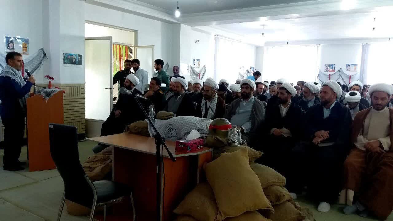 عزت و افتخار ایران اسلامی ثمره خون شهدا است