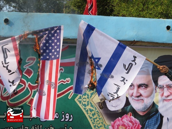 راهپیمایی پر شور  13 آبان در دلوار برگزار شد
