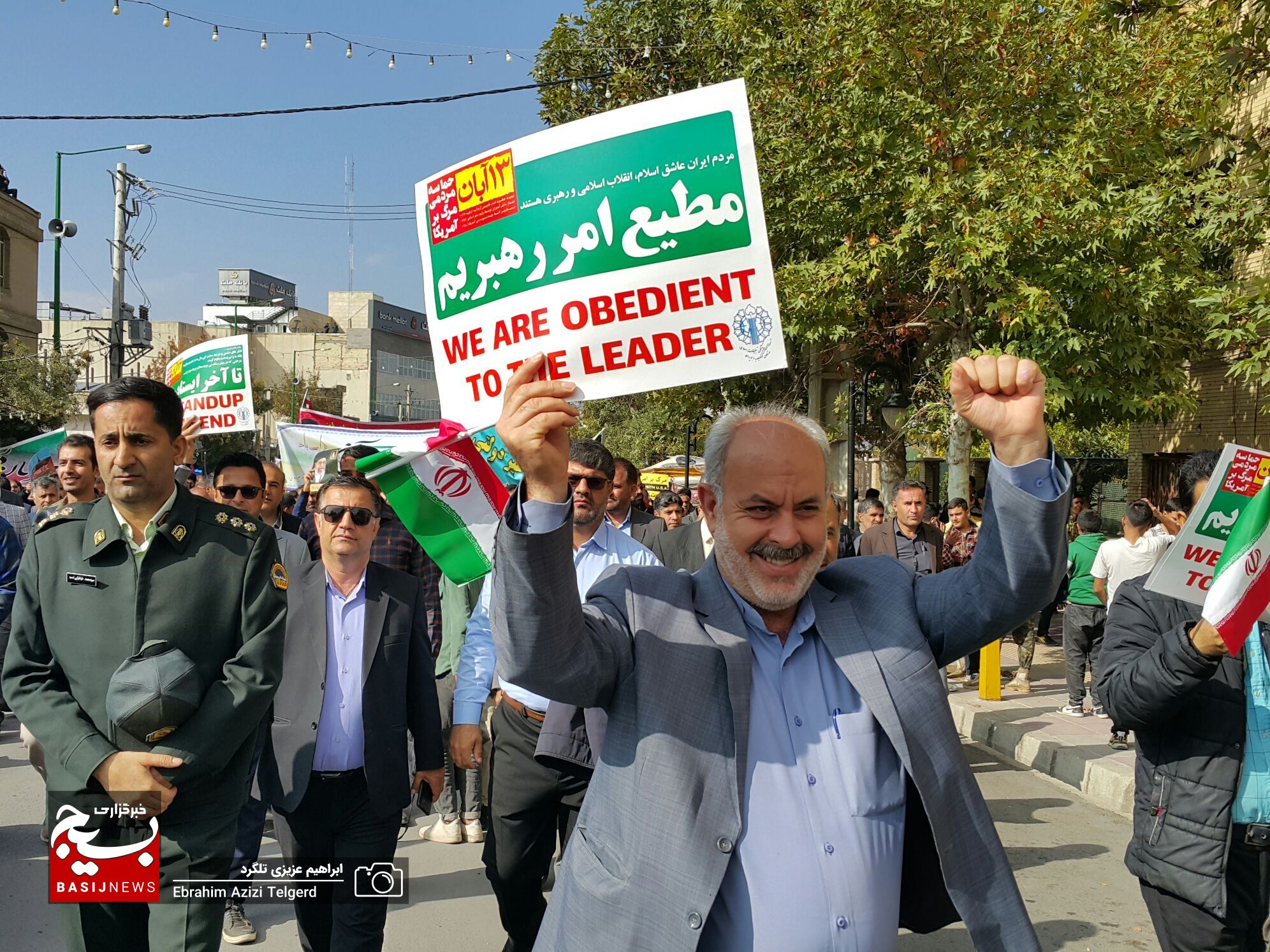 تصاویری باشکوه از راهپیمایی ۱۳ آبان‌ در یاسوج
