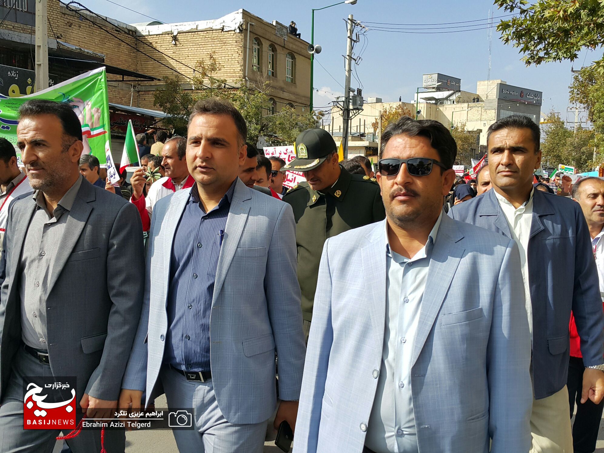 تصاویری باشکوه از راهپیمایی ۱۳ آبان‌ در یاسوج