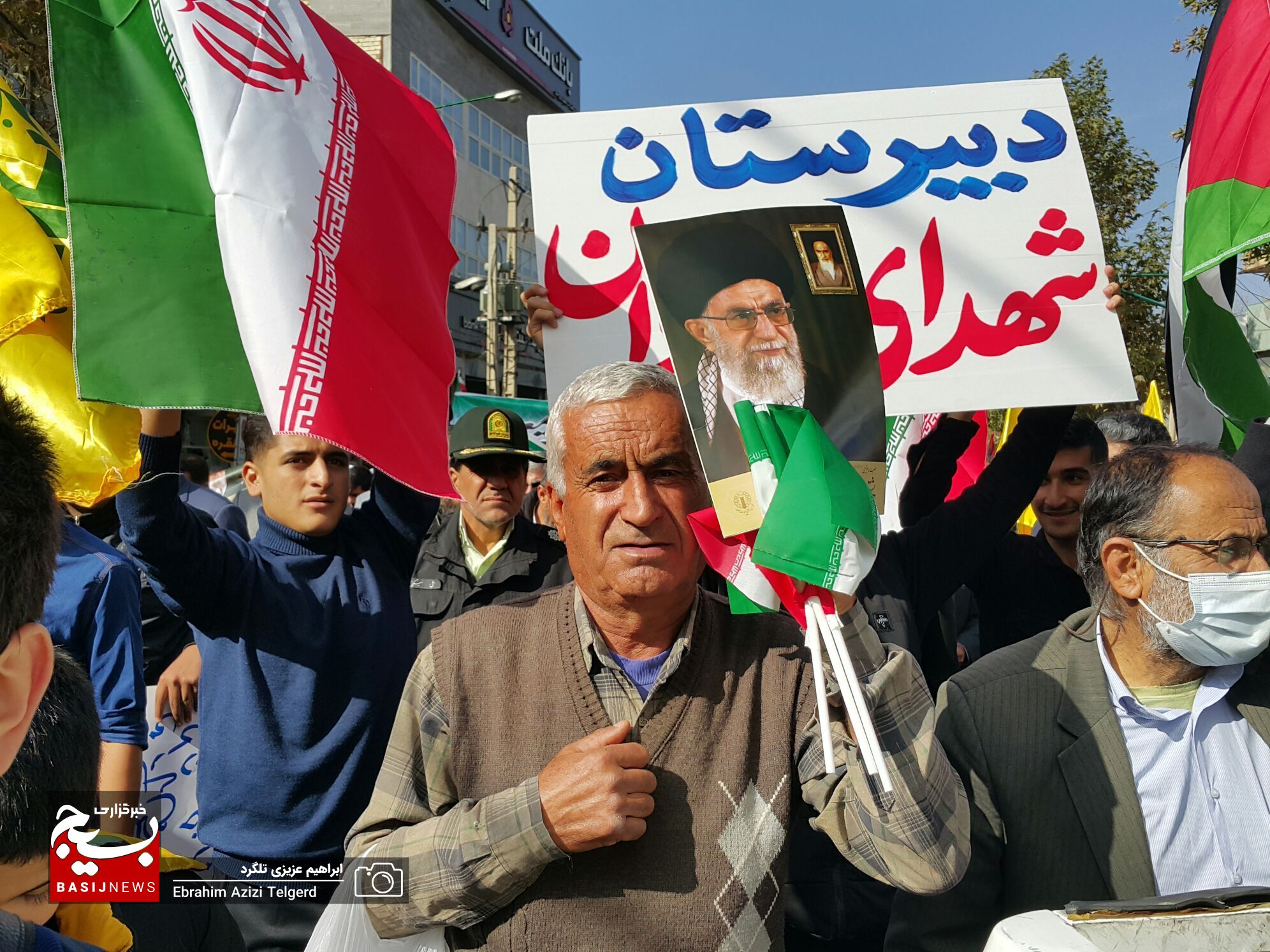 تصاویری باشکوه از راهپیمایی ۱۳ آبان‌ در یاسوج