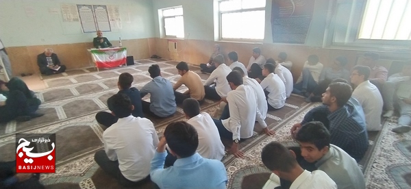 برگزاری نشست جهاد تبیین در مدرسه امام حسین(ع) روستای جائینک برگزاری نشست جهاد تبیین در مدرسه امام حسین(ع) روستای جائینک
