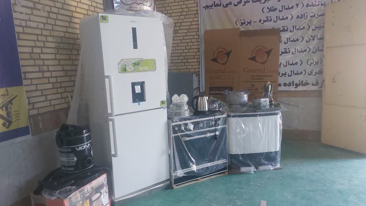 توزیع نوشت افزار ،بسته معیشتی و جهیزیه در پاتاوه