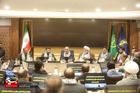 نشست هم‌اندیشی فرماندهان مراکز و حوزه های مقاومت بسیج