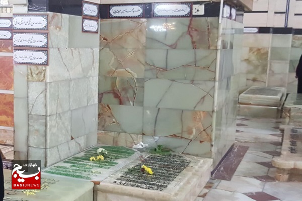 روایتی از زائران مقبره علامه طباطبایی