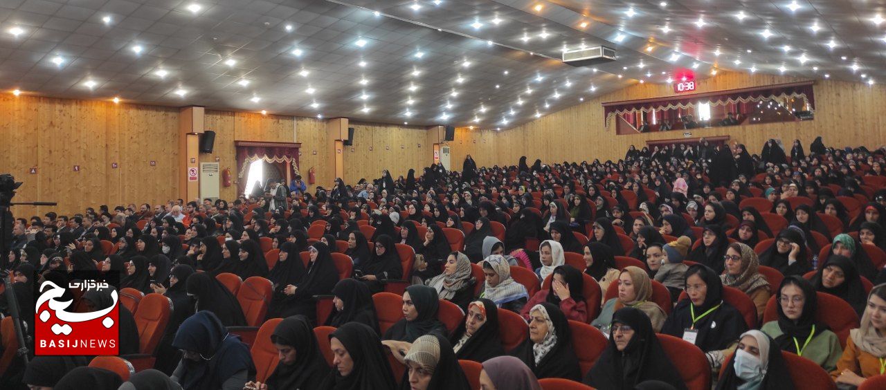 آیین اختتامیه دومین جشنواره ملی رسانه‌ای بانوان «حریم رسالت»