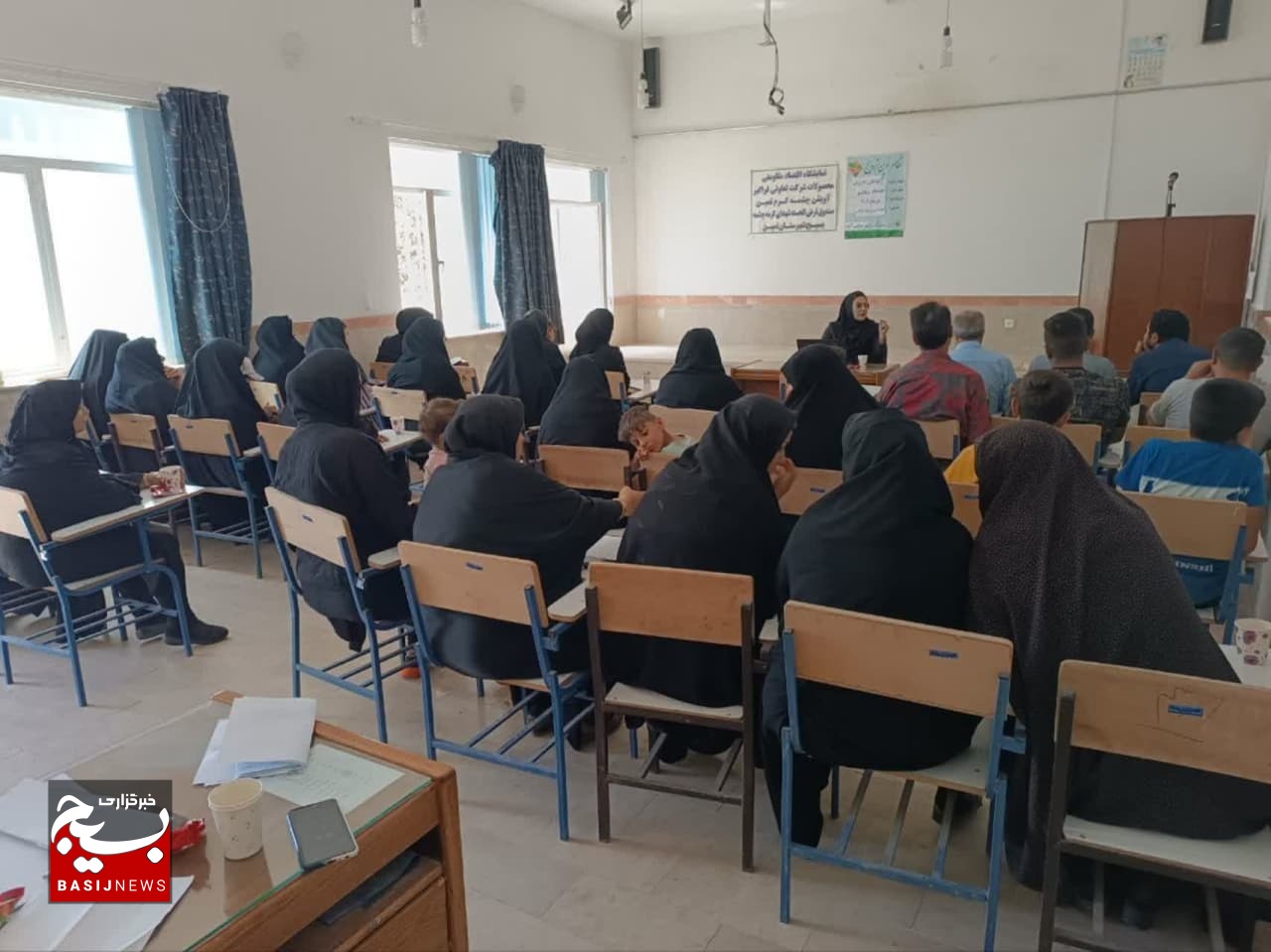 الگو باشیم