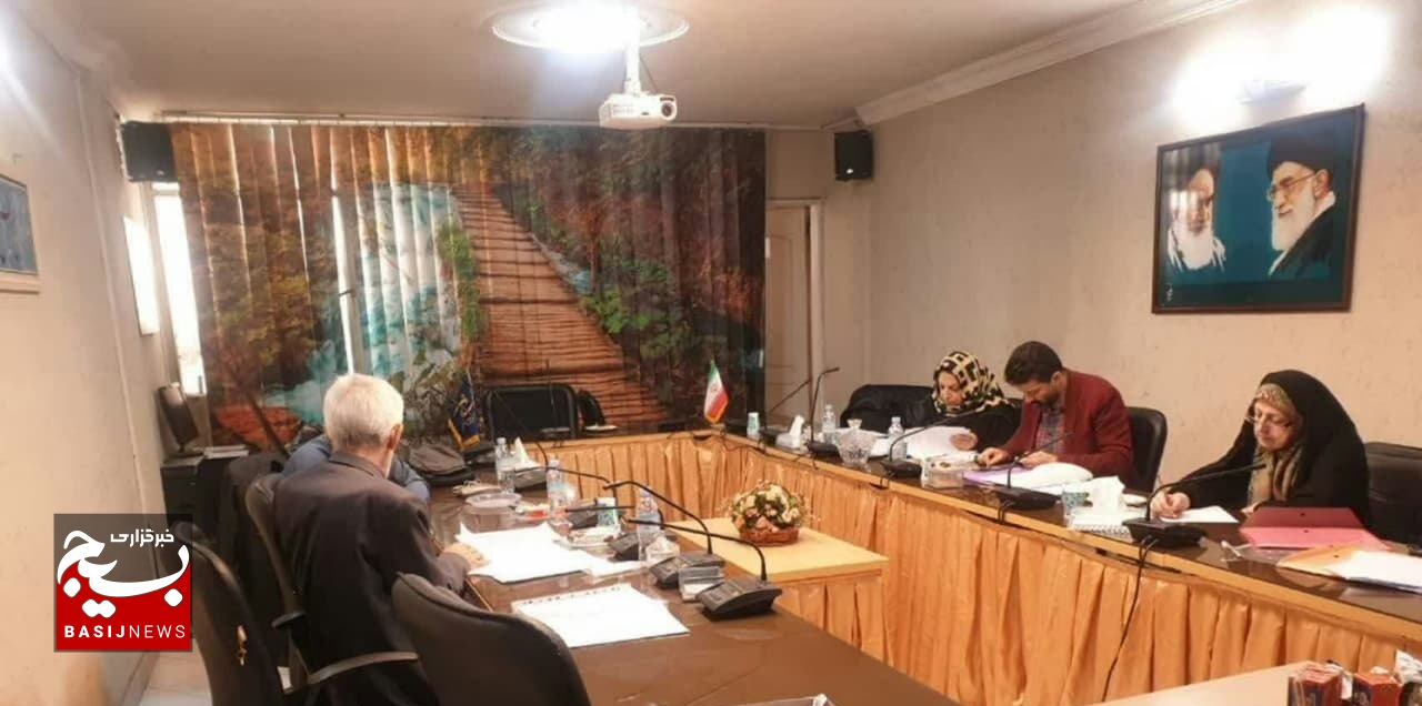 داوری ۲۵۸۸ اثر در جشنواره ادب/ هدف جذب استعدادهای هنری بسیج است داوری ۲۵۸۸ اثر در جشنواره ادب/ هدف جذب استعدادهای هنری بسیج است