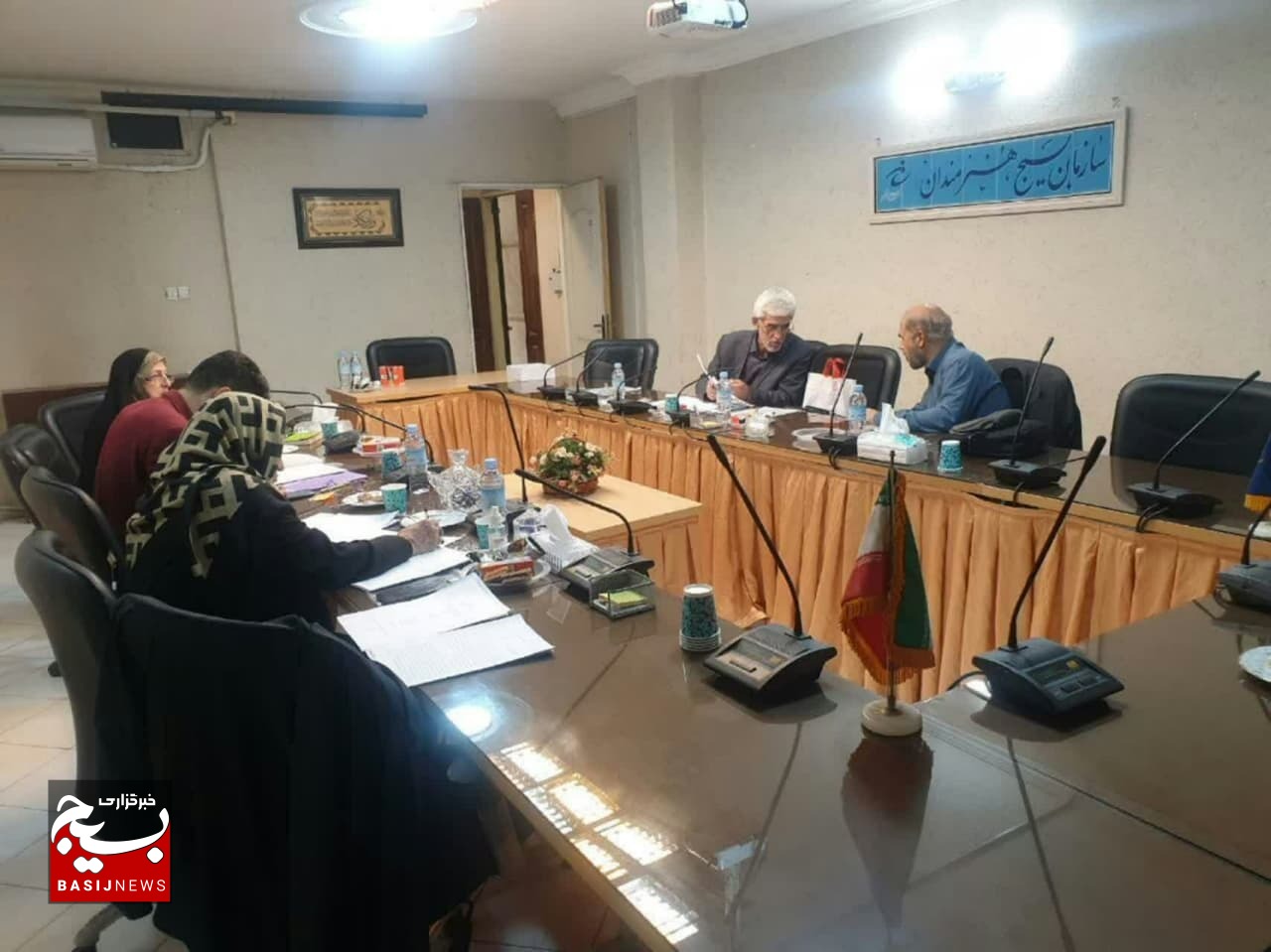 داوری ۲۵۸۸ اثر در جشنواره ادب/ هدف جذب استعدادهای هنری بسیج است داوری ۲۵۸۸ اثر در جشنواره ادب/ هدف جذب استعدادهای هنری بسیج است