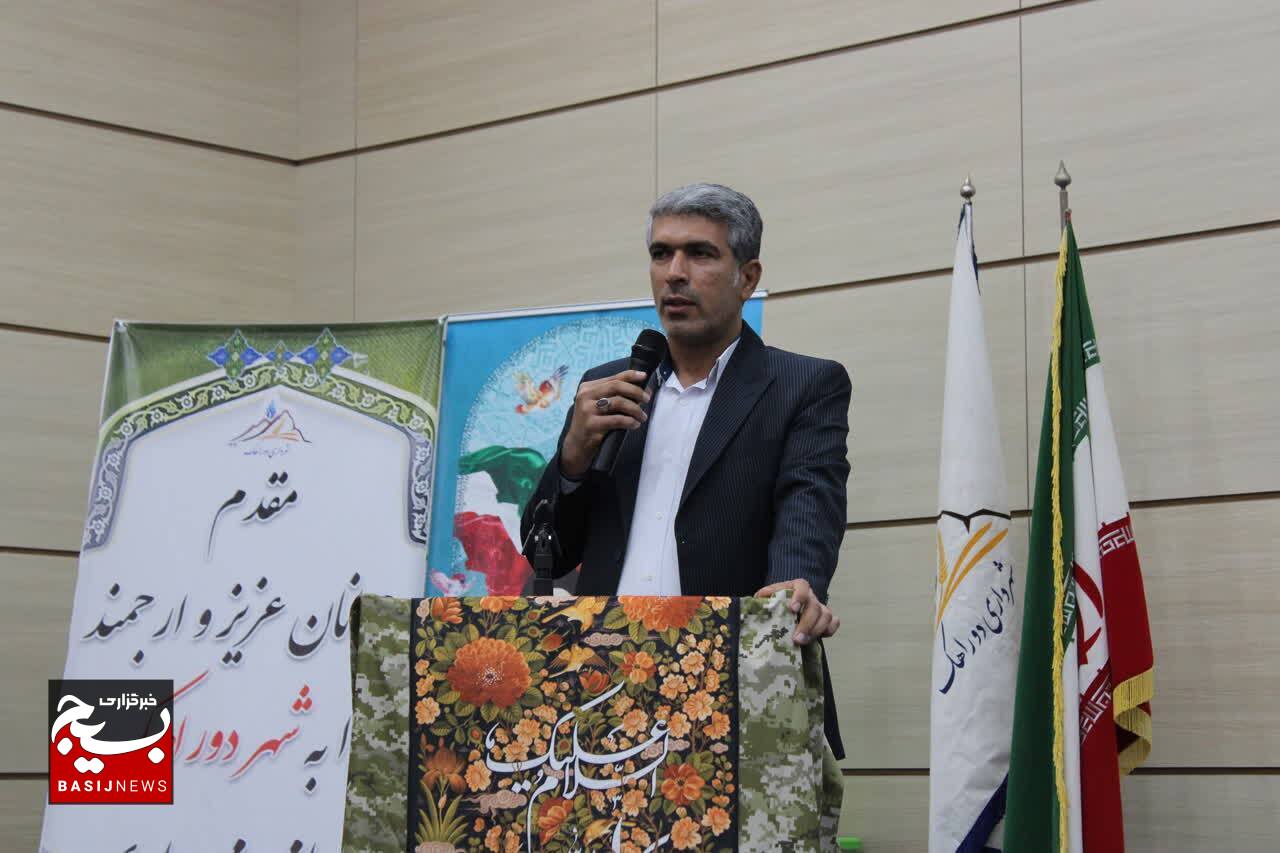 مشارکت بیش از ۶هزار دانشآموز دیّری در طرح «لالههای روشن» مشارکت بیش از ۶هزار دانشآموز دیّری در طرح «لالههای روشن»