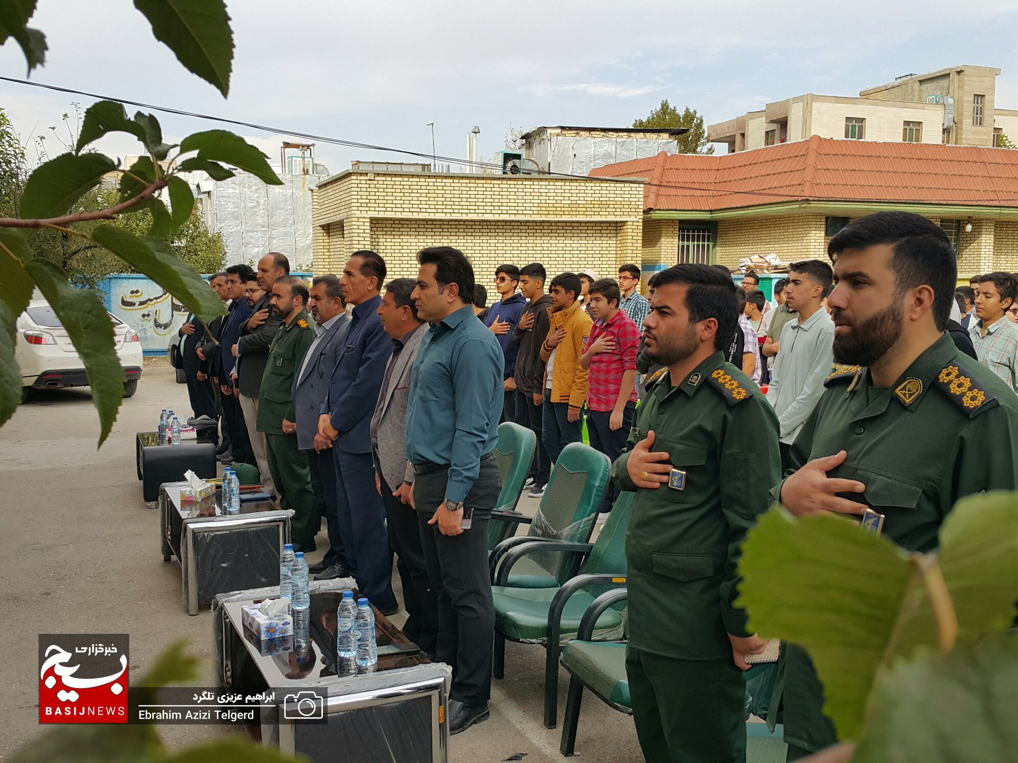 تجلیل بسیج دانش آموزی از دانش آموزان برتر لیگ پایا