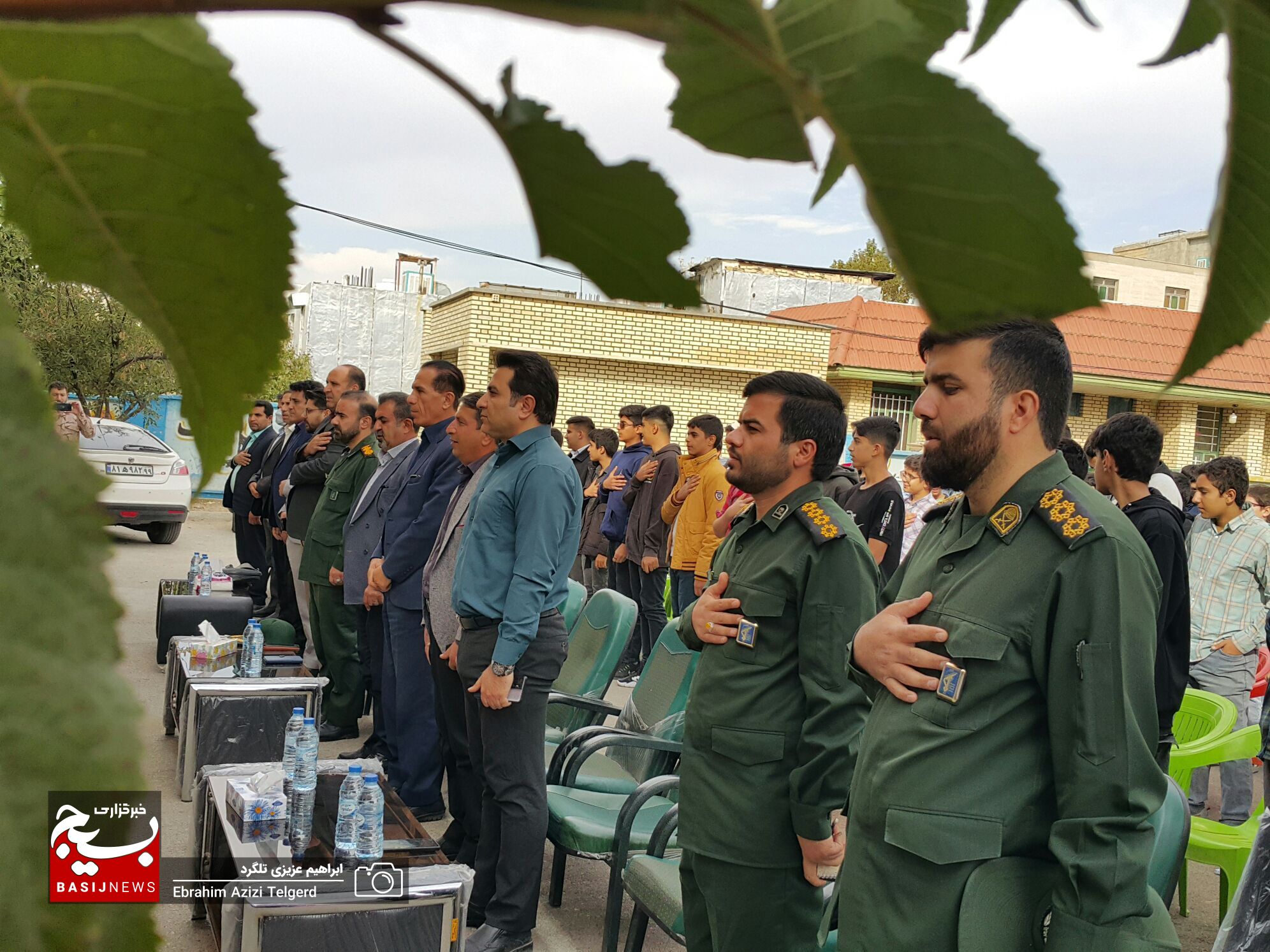 تجلیل بسیج دانش آموزی از دانش آموزان برتر لیگ پایا