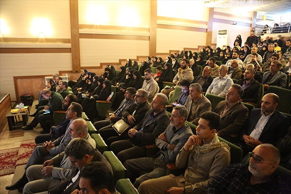 راهیان نور بهترین ابزار برای انتقال ارزشهای دفاع مقدس راهیان نور بهترین ابزار برای انتقال ارزشهای دفاع مقدس