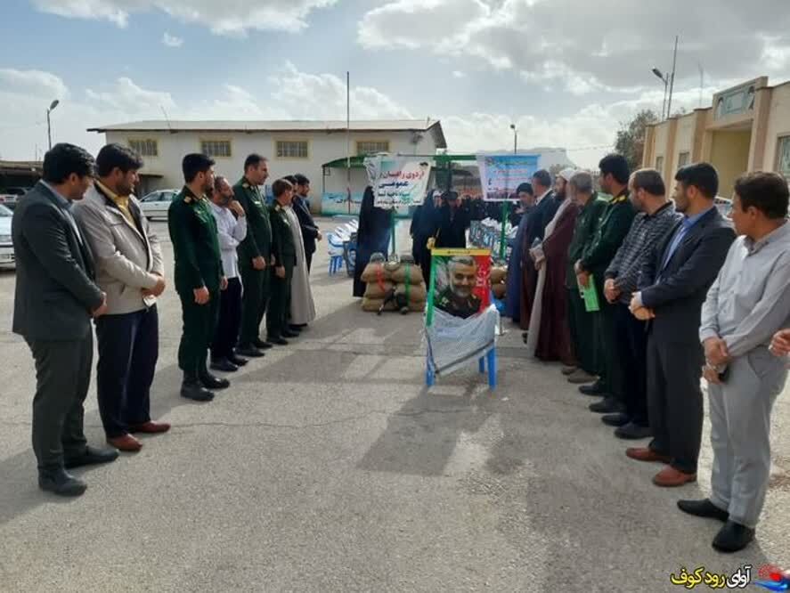 اعزام ۸۰ نفر از دانش آموزان دختر شهرستان لنده به مناطق عملیاتی جنوب کشور