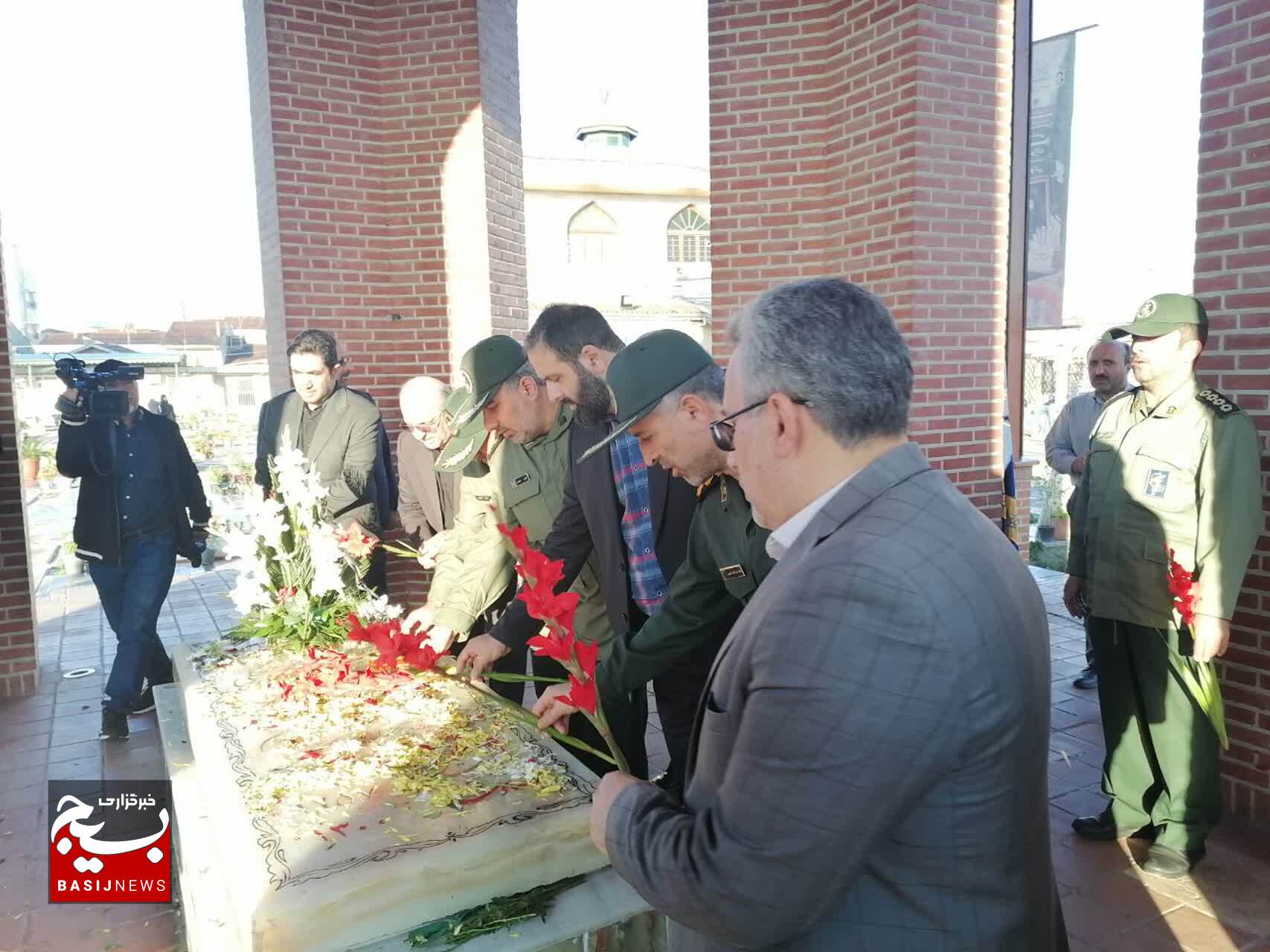 صبحگاه مشترک سپاه قدس گیلان برسر مزار میرزا کوچک خان جنگلی