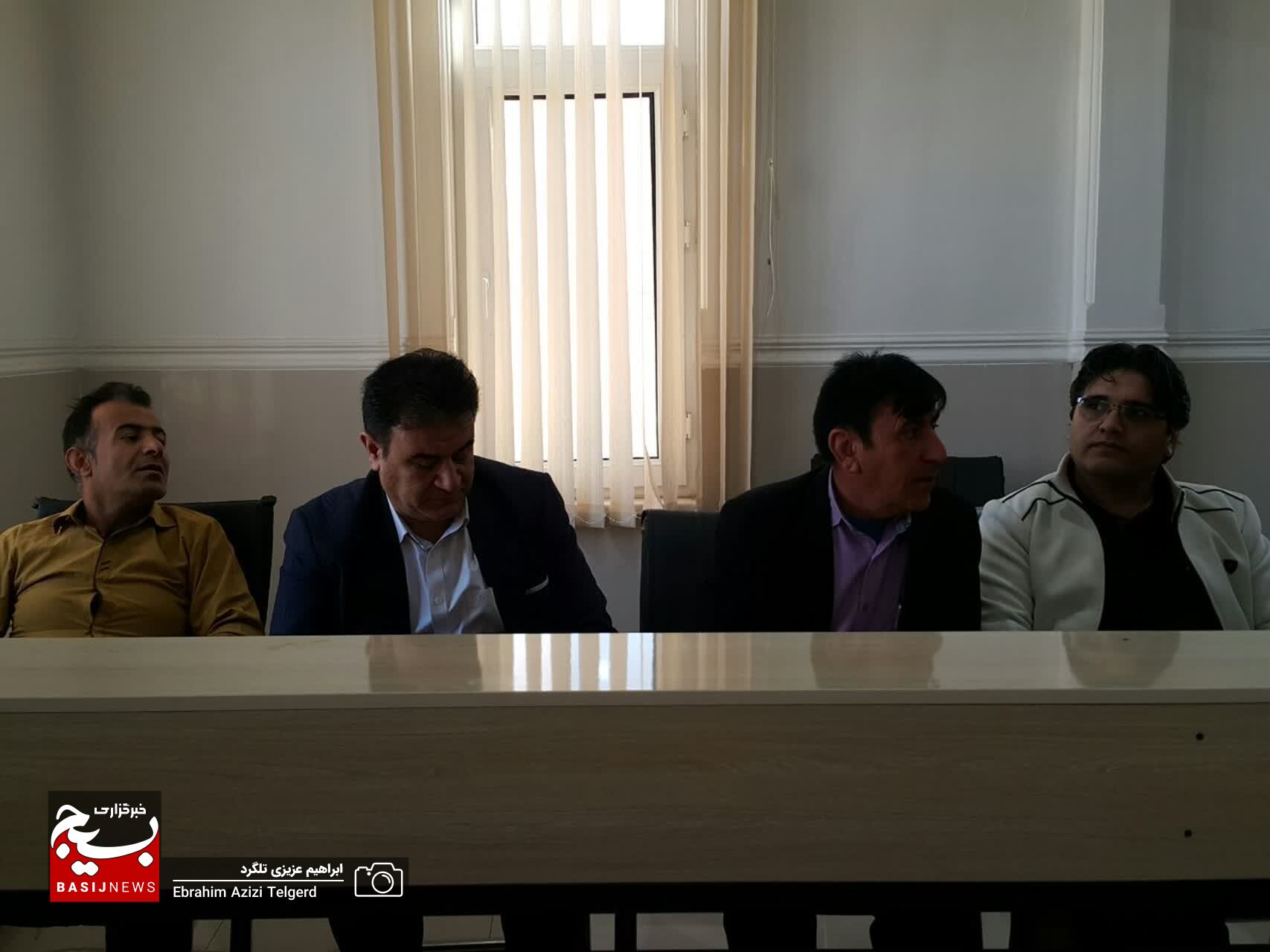 برگزیدگان جشنواره های شعر و ادبیات داستانی بسیج در یاسوج تجلیل شدند