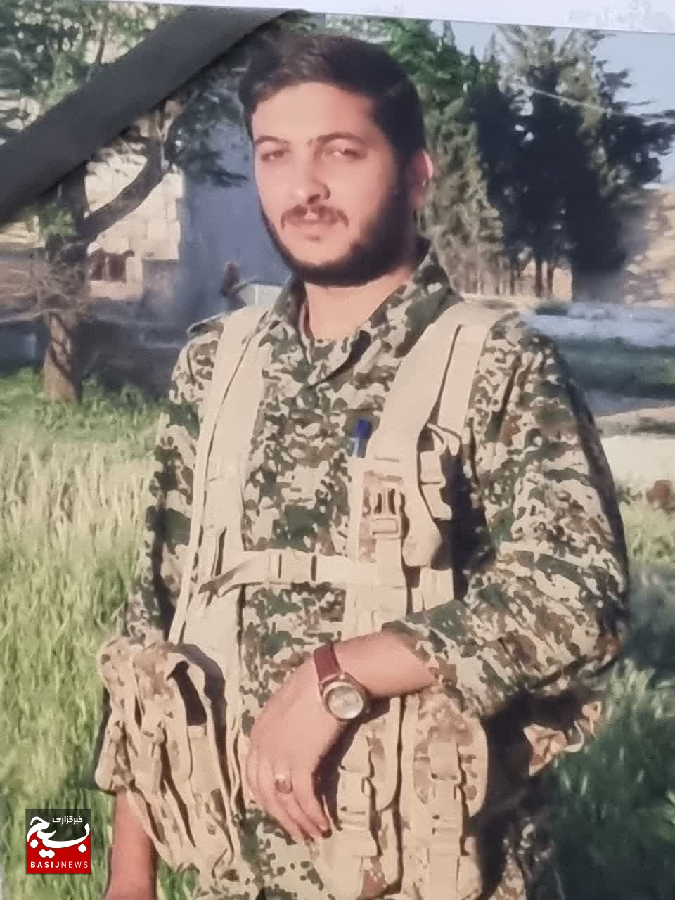 شهید مدافع حرم محسن محمدی می گفت می دانم اسم من برای شهدا رفت. شهید مدافع حرم محسن محمدی می گفت می دانم اسم من برای شهدا رفت.