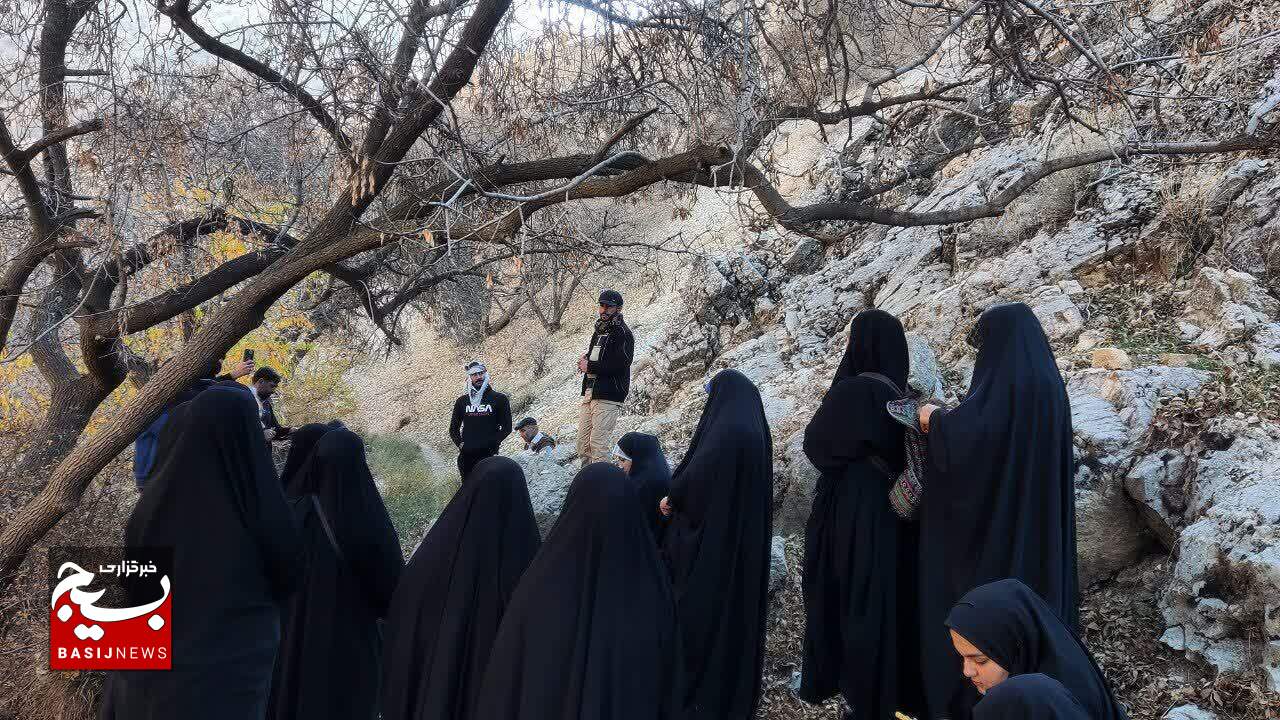 کوهنوردی معلمان سازمان مدارس الگوی صالح شهرستان بویراحمد