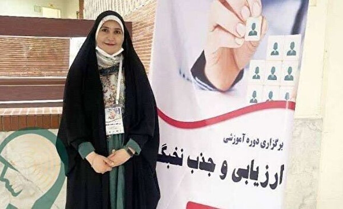 در مصاحبه با نخبه علمی سمیرمی:
جوان اصفهانی نامزد عنوان نماینده زنان ایران در تکنولوژی هیدروژن جهان شد