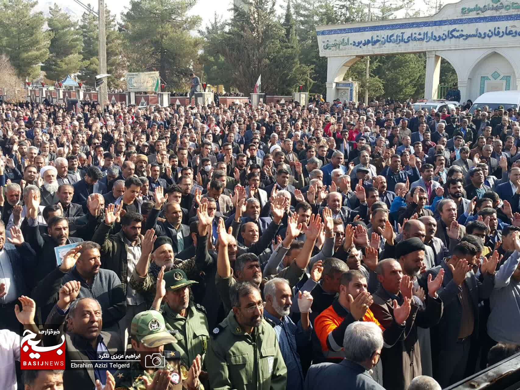تشییع باشکوه پیکر جانباز شهید سید علی فردوسیان در یاسوج +( تصاویر)