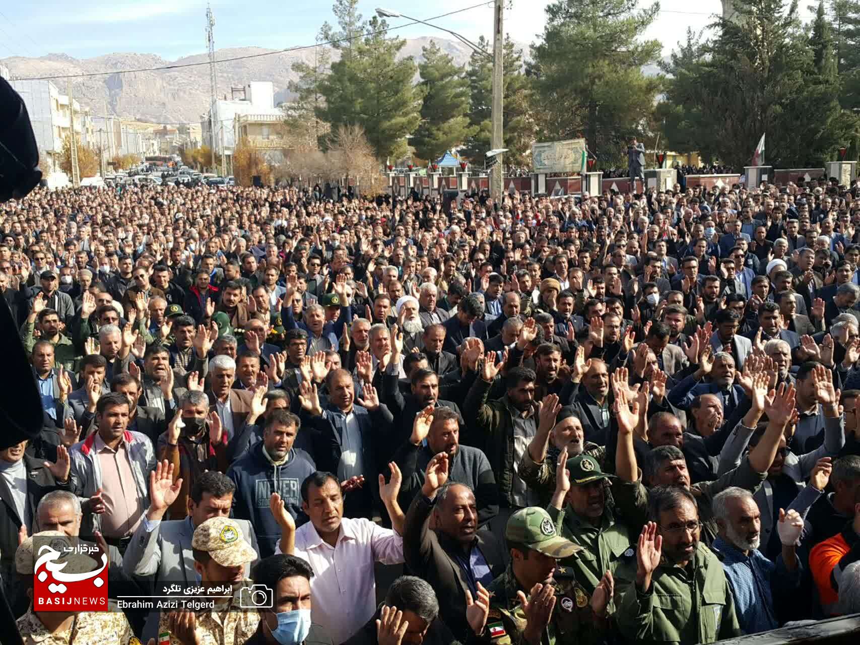 تشییع باشکوه پیکر جانباز شهید سید علی فردوسیان در یاسوج +( تصاویر)