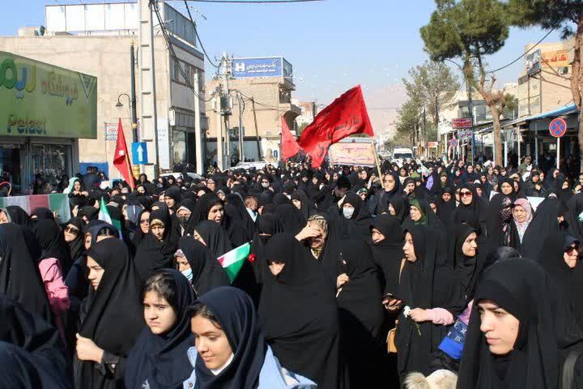 یادآوری رشادت‌های غیور مردان دوران دفاع مقدس/ راه هر پیروزی از کربلا گذر می‌کند