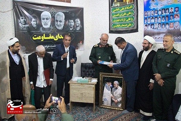 برگزاری نشست هم اندیشی شورای وحدت نیروهای انقلابی در دشتستان برگزاری نشست هم اندیشی شورای وحدت نیروهای انقلابی در دشتستان