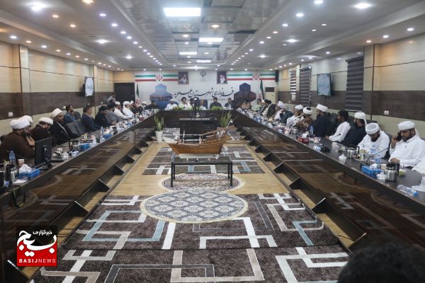نشست هم اندیشی علمای اهل سنت و تشیع نشست هم اندیشی علمای اهل سنت و تشیع