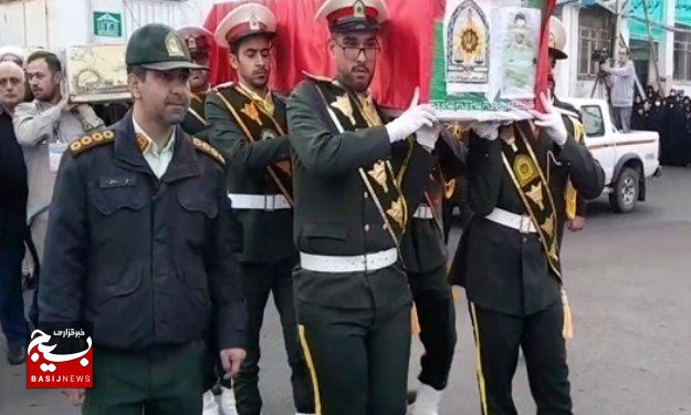 پیکر شهید مدافع امنیت و ۶ شهید گمنام در رشت تشییع شد پیکر شهید مدافع امنیت و ۶ شهید گمنام در رشت تشییع شد