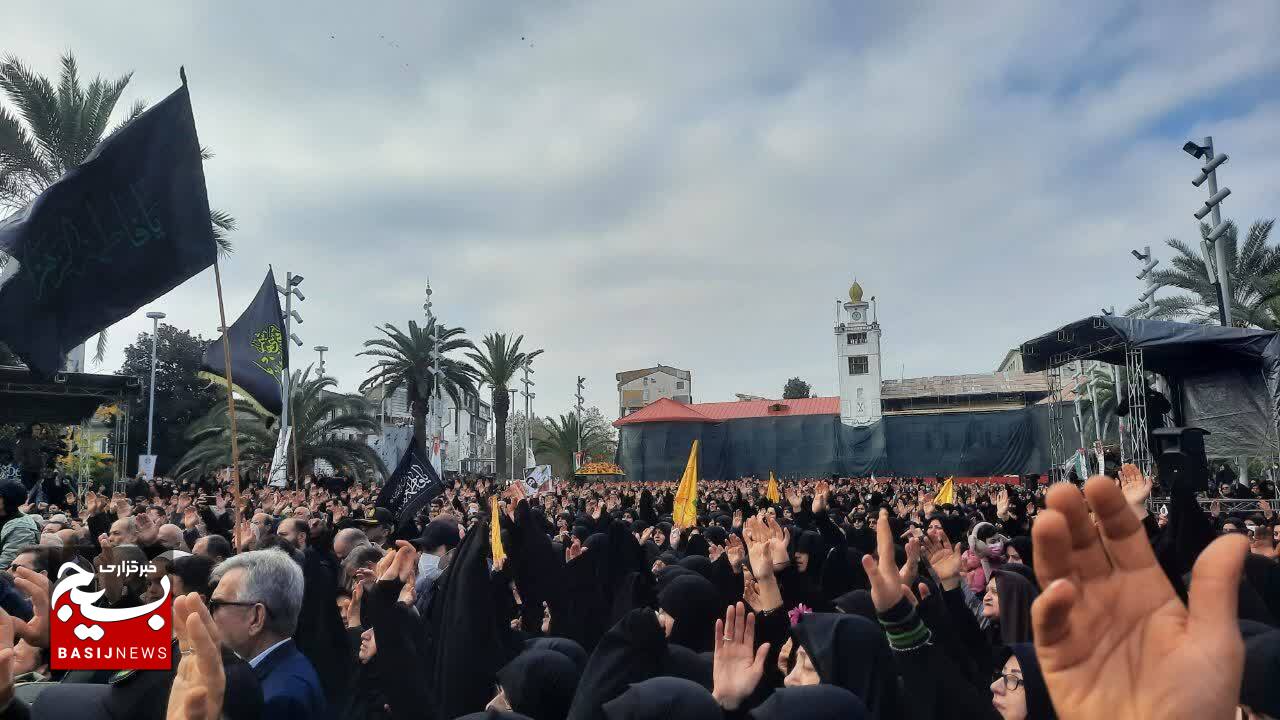 پیکر شهید مدافع امنیت و ۶ شهید گمنام در رشت تشییع شد پیکر شهید مدافع امنیت و ۶ شهید گمنام در رشت تشییع شد