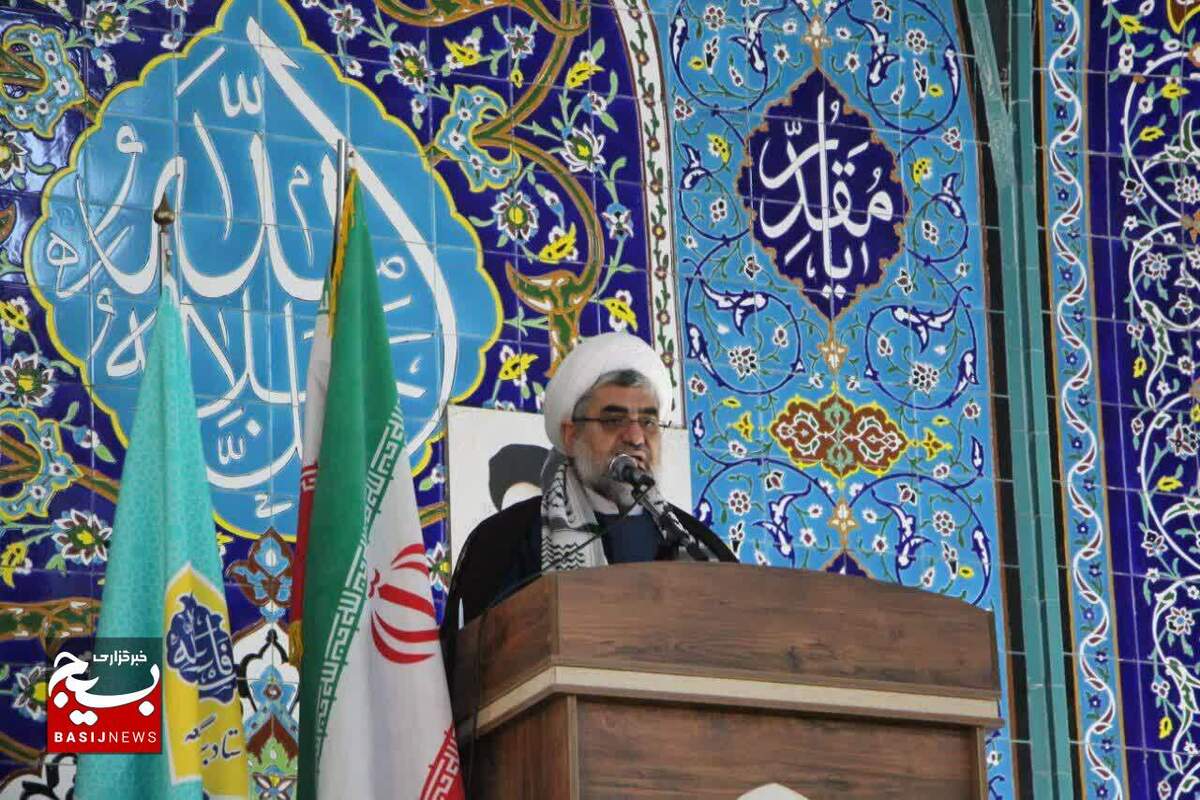 تفکر و فرهنگ و ارزش‌های بسیج است که می‌تواند آحاد جامعه را از درون متحول کند