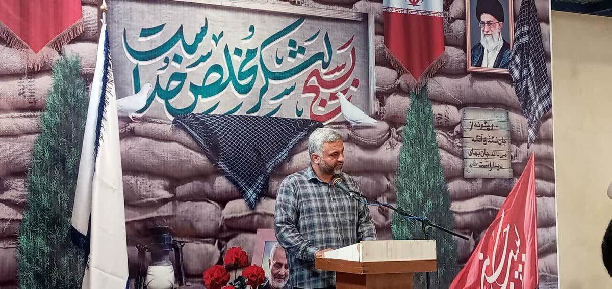 ۱۱۰۰ ساعت شیفت ایثار در واحد‌های تولیدی گرمسار انجام شده است/افتتاح ۲ پایگاه بسیج کارگری