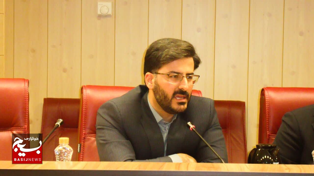 برگزاری نشست هیئت اندیشه ورز سازمان بسیج حقوق دانان سپاه فتح همزمان با هفته بسیج