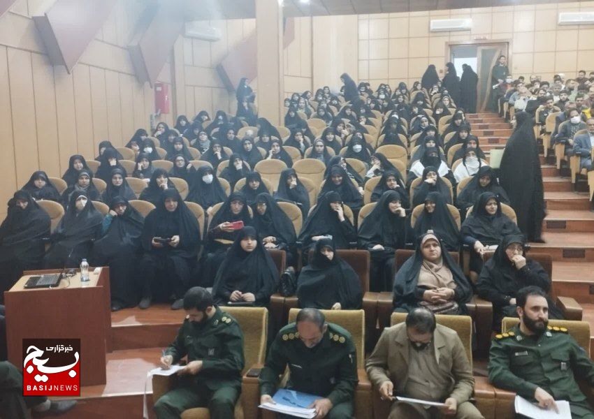 بسیجیان مایه ترس و وحشت استکبار و صهیونیسم جهانی هستند