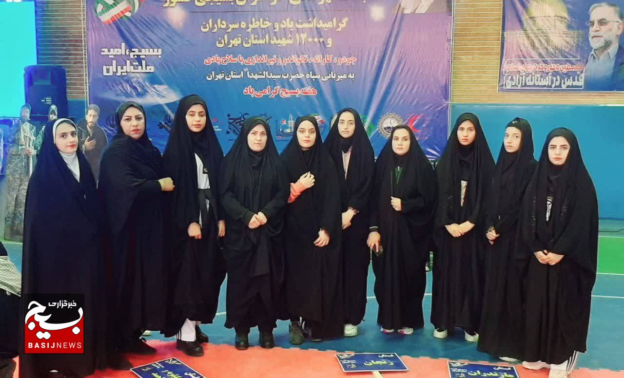 گزارشی از اجرای مسابقات ورزشی حوزه و پایگاه های خواهران نواحی مقاومت بسیج سراسر استان