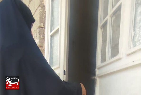 توزیع بسته های معیشتی برای نیازمندان  دربخش ریگ شهرستان گناوه