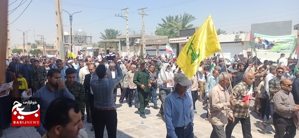 راهپیمایی با شکوه روز قدس در دلوار برگزار شد راهپیمایی با شکوه روز قدس در دلوار برگزار شد