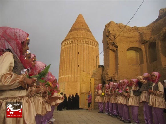 برج کشمر بردسکن نمادی از قرن هفتم هجری/