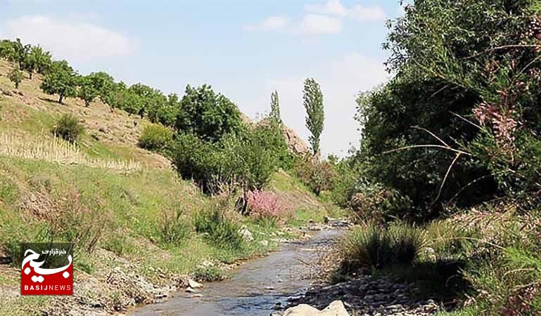 روستای صنوبر نگین سرسبز تربت حیدریه و مقصد گردشگران نوروزی