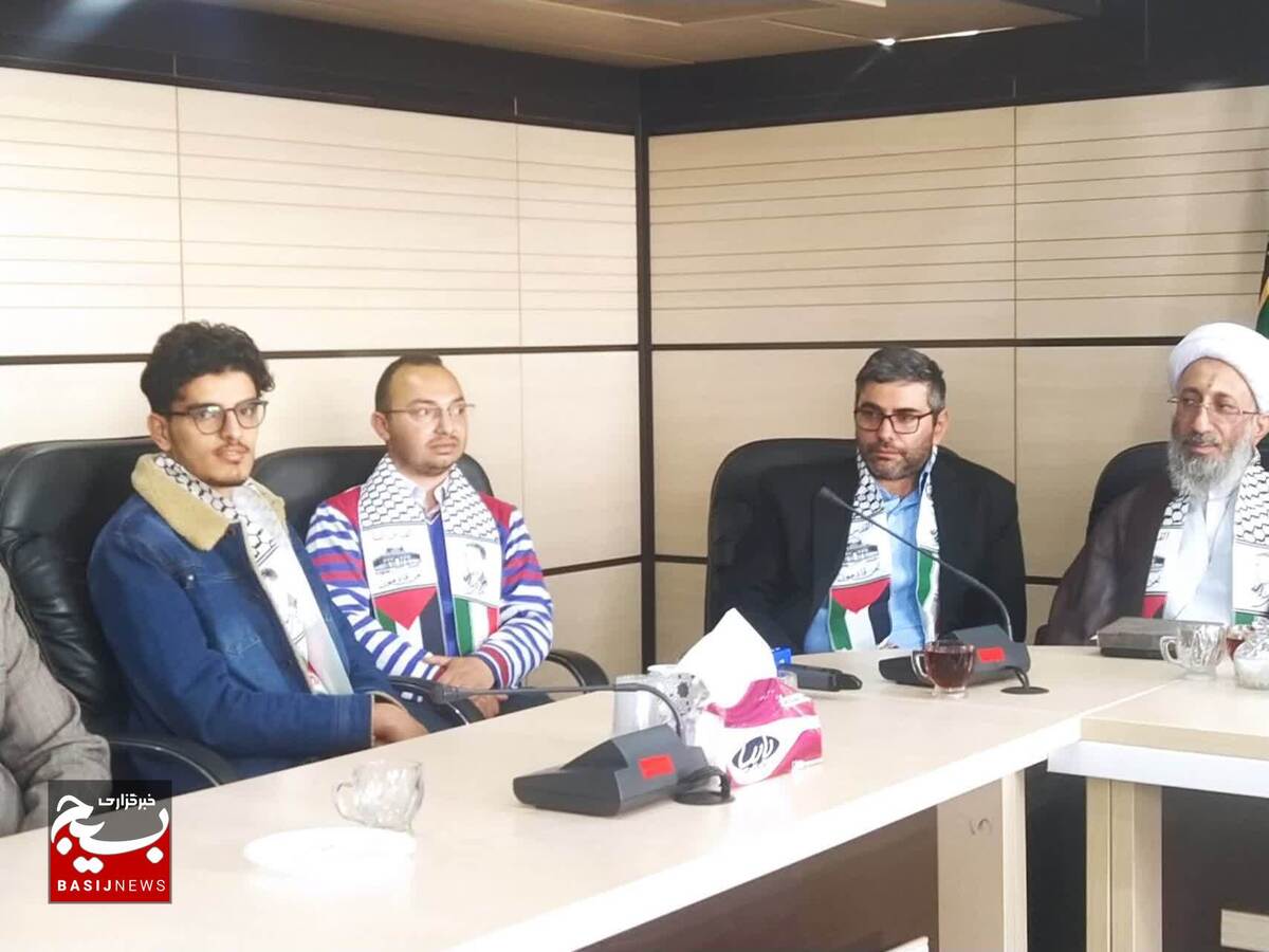 جمهوری اسلامی تکيه گاه مستضعفین جهان است