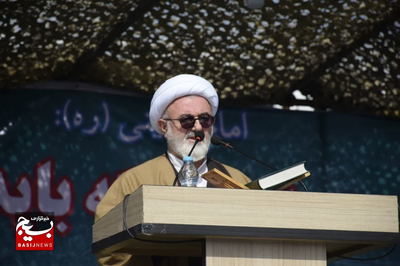 امنیت ملت و کشور به دست نیرو‌های مسلح تامین و تضمین می‌شود