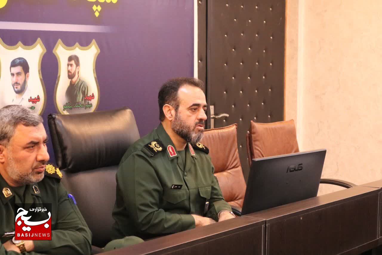 دیدا نوروزی فرمانده سپاه قدس گیلان با مسئولان اقشار بسیج در سپاه استان
