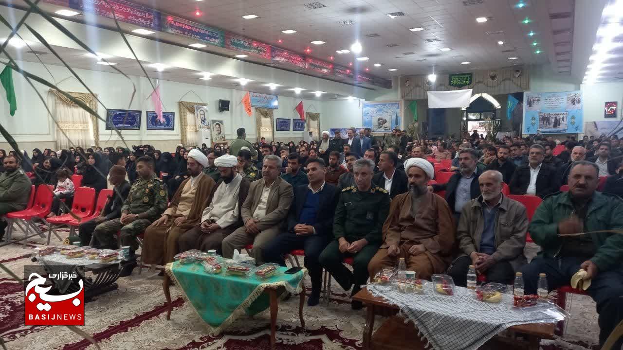 شهدا کار حسینی کردند و وظیفه ما رسالت حضرت زینب (س) میباشد شهدا کار حسینی کردند و وظیفه ما رسالت حضرت زینب (س) میباشد