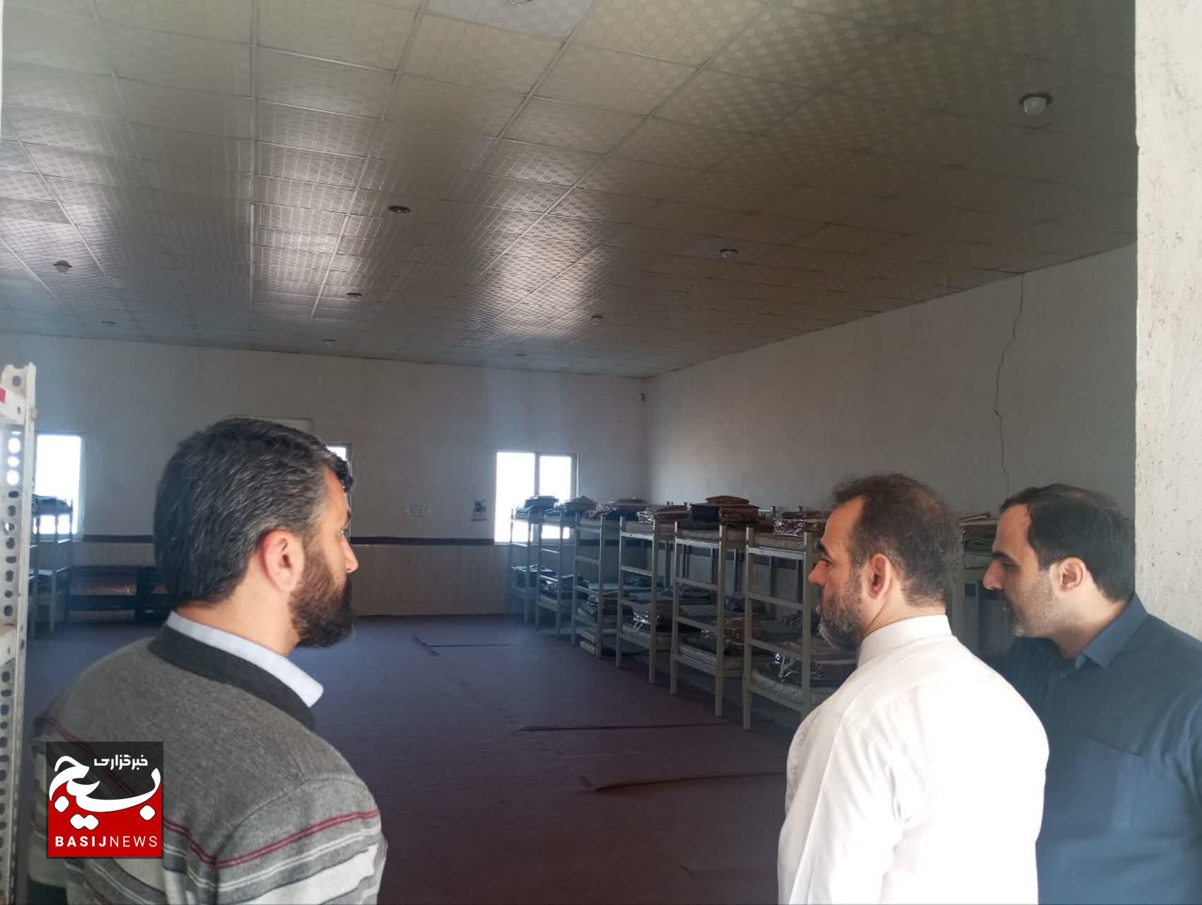 بازدید فرمانده سپاه قدس گیلان از اردوگاه راهیان نور شهید حبیب الهی در اهواز بازدید فرمانده سپاه قدس گیلان از اردوگاه راهیان نور شهید حبیب الهی در اهواز