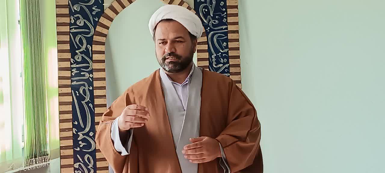 کلیف ما مومنین است که باید زیبایی اسلام را به نمایش بگذاریم کلیف ما مومنین است که باید زیبایی اسلام را به نمایش بگذاریم