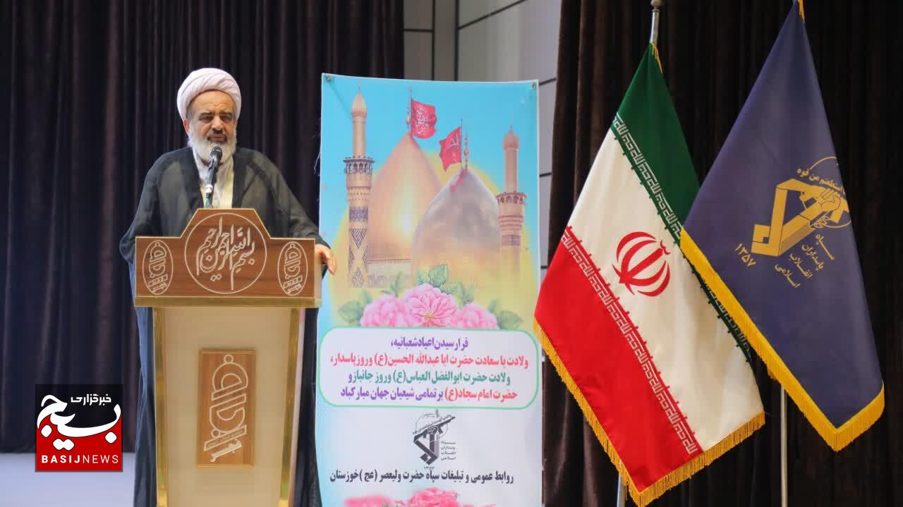 انقلاب اسلامی ایران زلزلهای برای استکبار جهانی بود