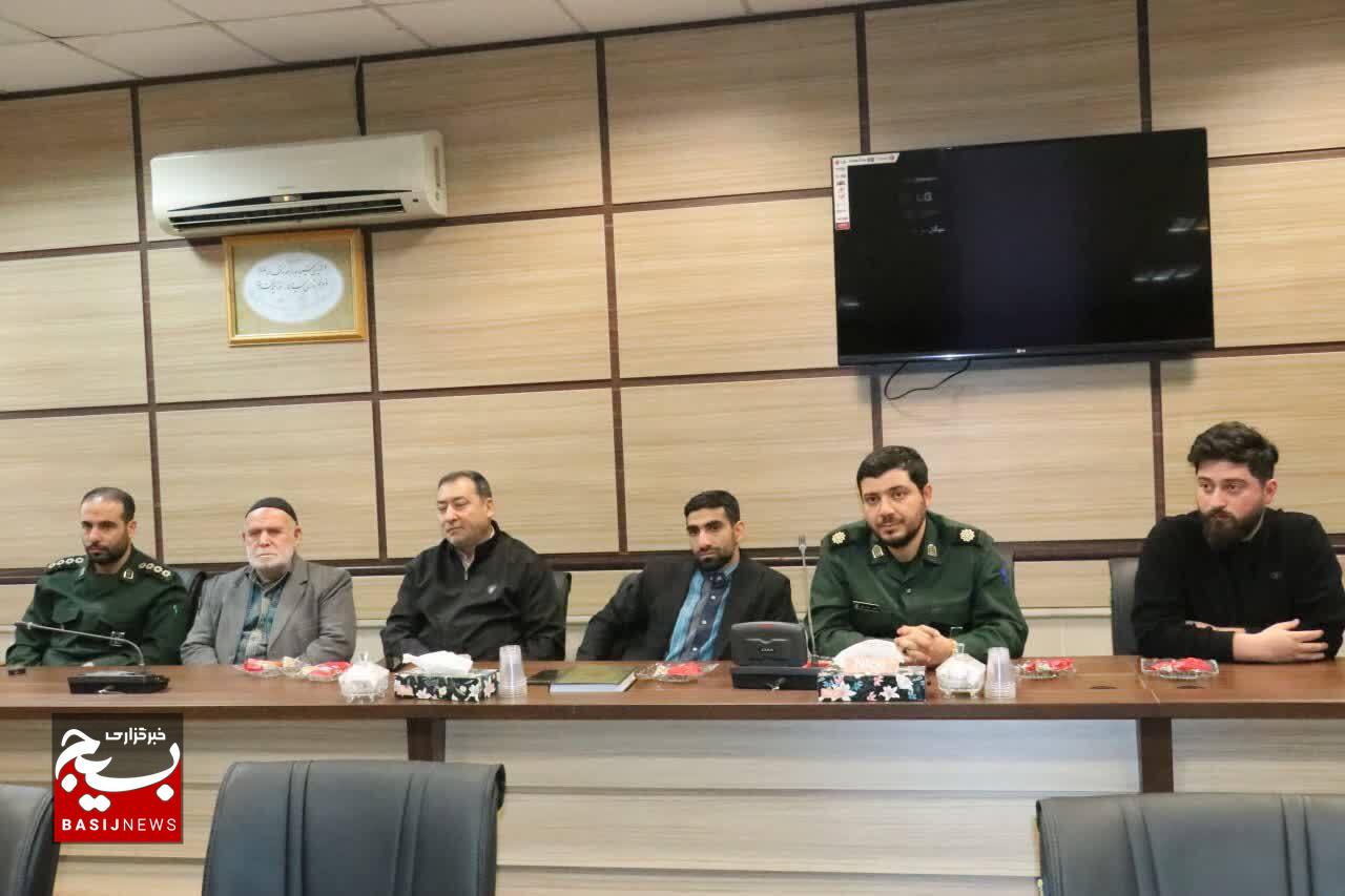 بسیج سازندگی، بازوی توانمند سپاه در خدمت رسانی به مردم عزیز است بسیج سازندگی، بازوی توانمند سپاه در خدمت رسانی به مردم عزیز است